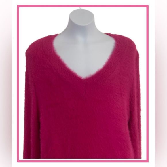 No Boundaries size L/G Pink, Fuzzy V Neck Sweater - Picture 5 of 8